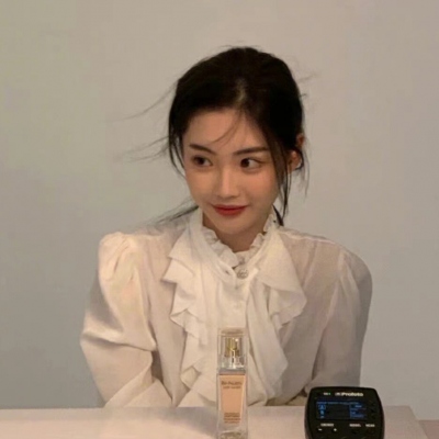 QQ刷名片永久免费网站推荐